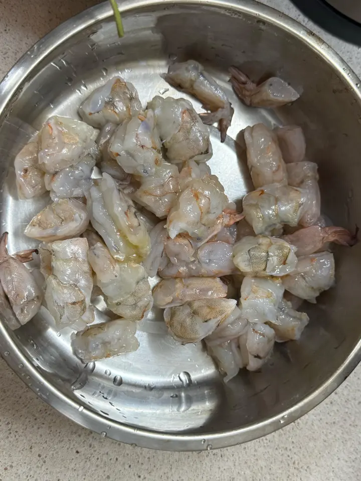 紫苏炒虾 第 2 步