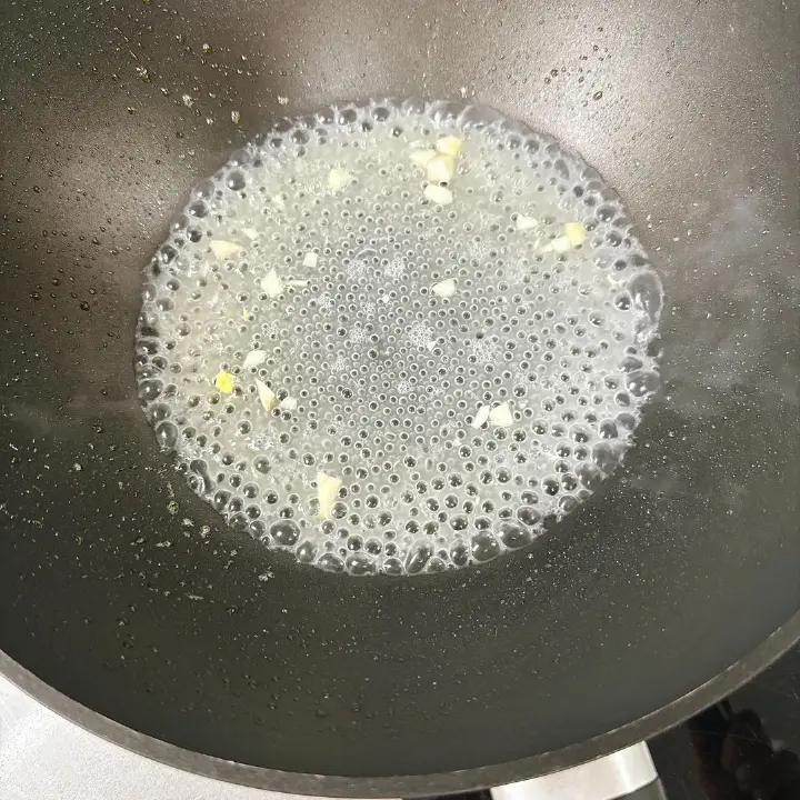 菌菇火腿炒鸡蛋 第 17 步