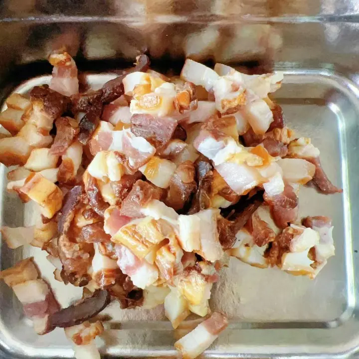 酱腊肉炒佛手瓜 第 3 步