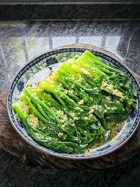 白灼菜心
