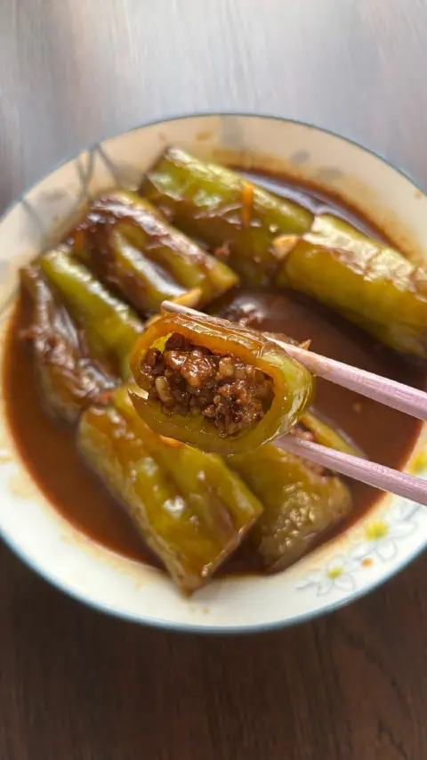 辣椒酿肉