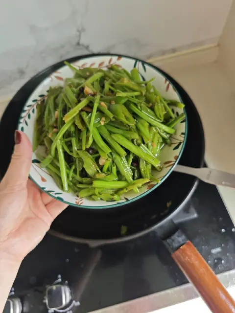 豆豉炒空心菜