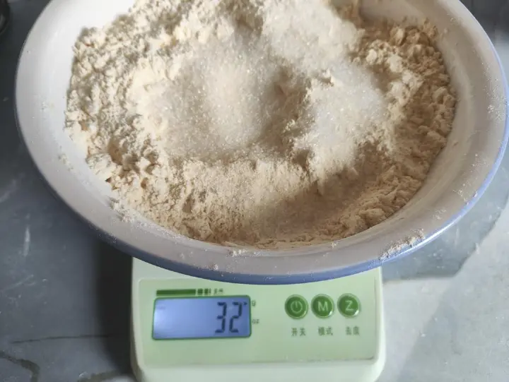 杂粮五合面巧饼 第 2 步