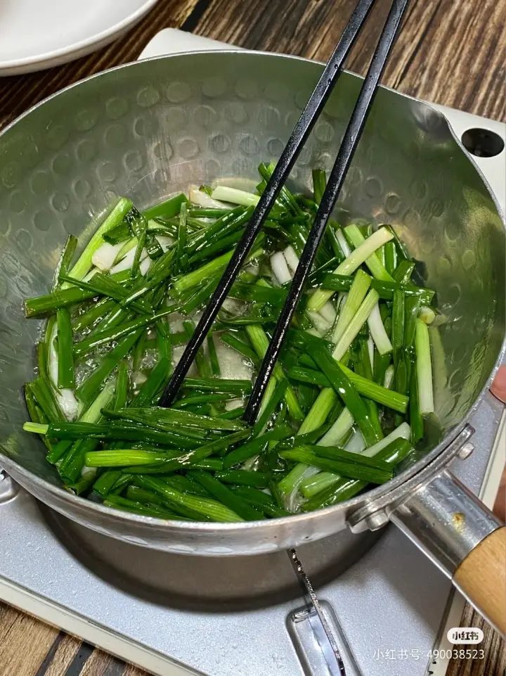 葱油拌面 第 2 步