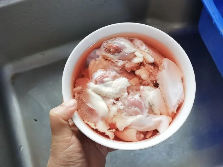 白萝卜焖鸭 第 3 步