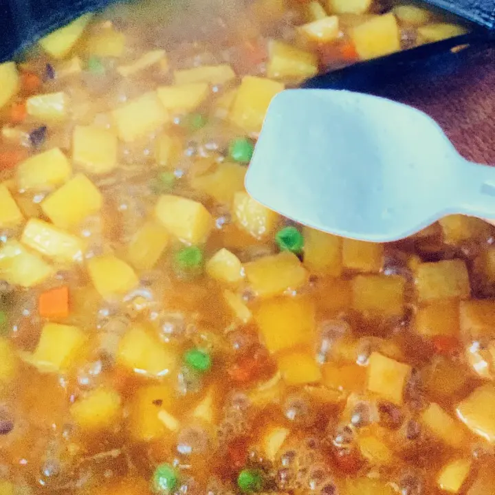 鸡肉咖喱土豆 第 13 步