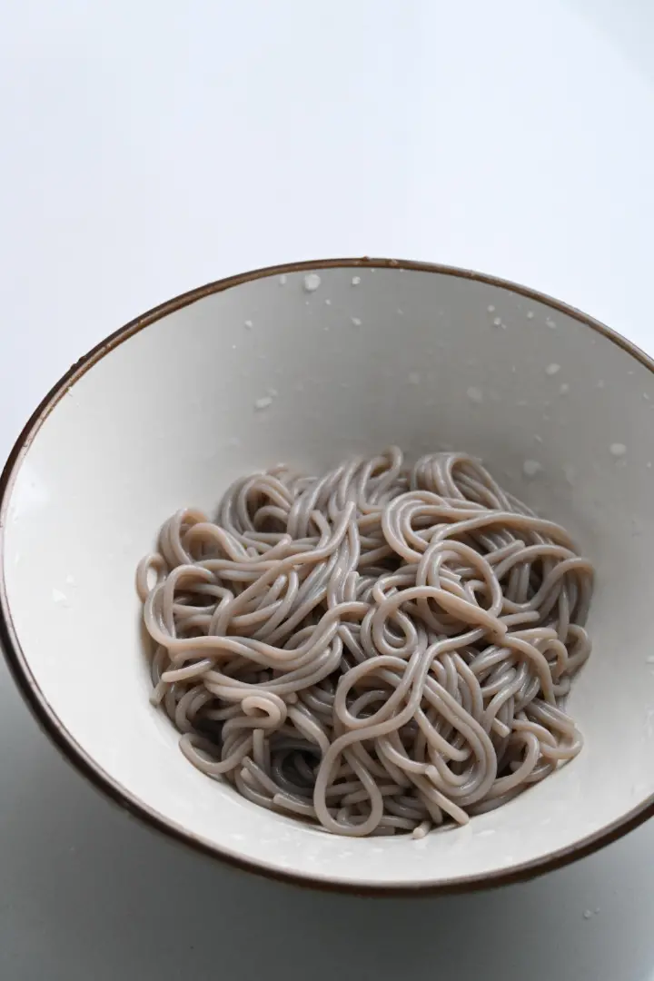 番茄鸡蛋牛肉荞麦面 第 9 步