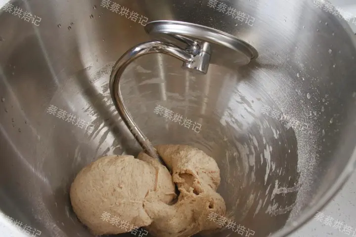 鸡枞菌香肠法棍面包条 第 2 步