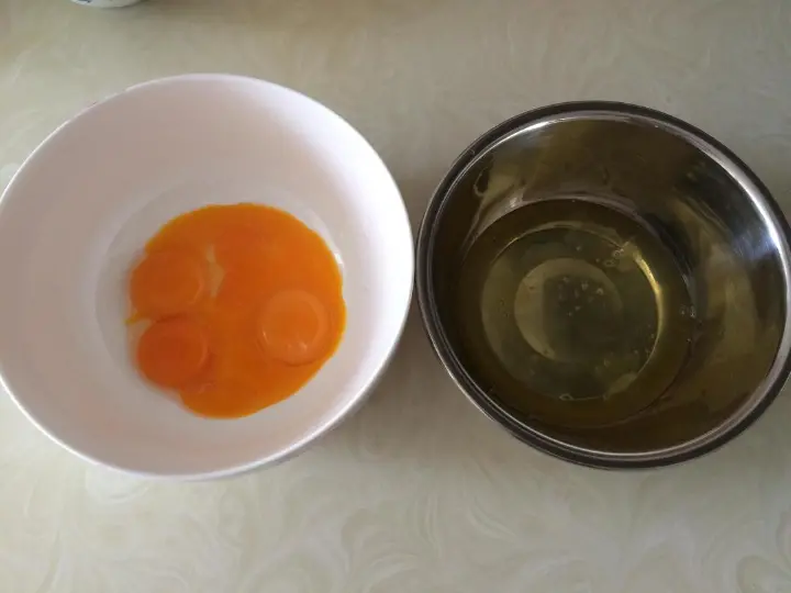 基础戚风蛋糕胚 第 1 步