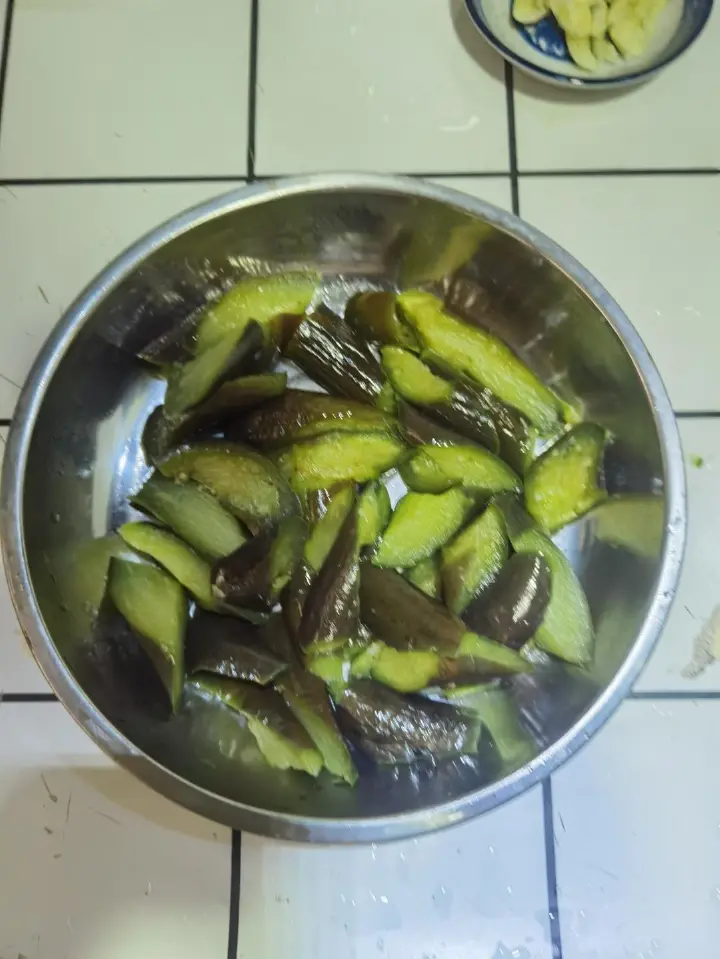 红烧茄子五花肉 第 4 步