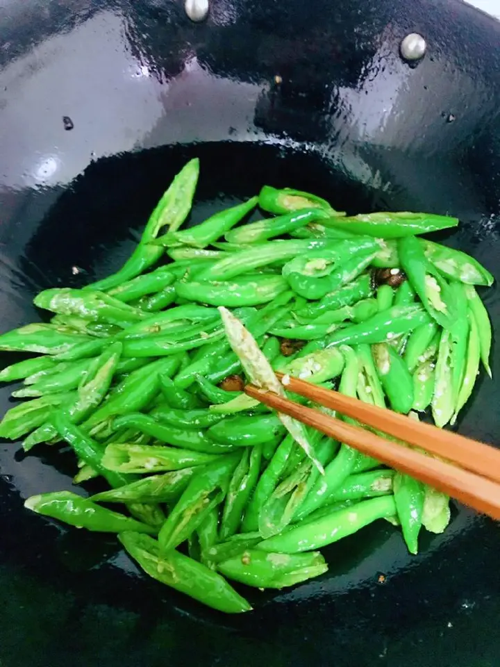 杭椒小炒黄牛肉 第 3 步
