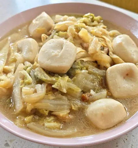 鱼丸炖白菜