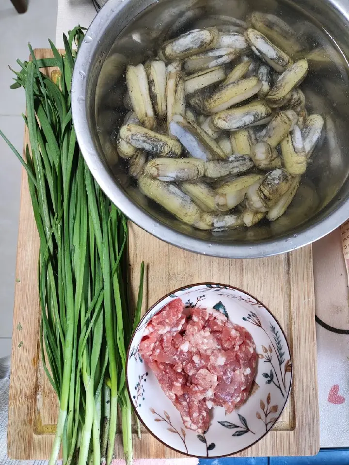 蛏子捞饭 第 1 步