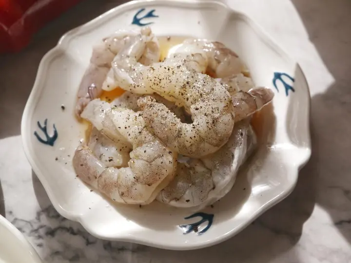 番茄鲜虾粉丝煲 第 2 步