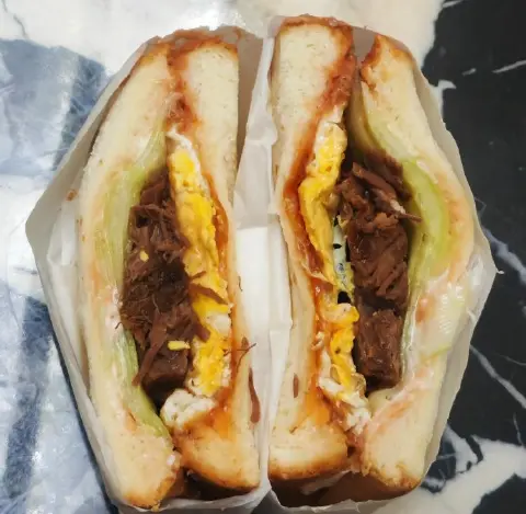 快手牛肉三明治