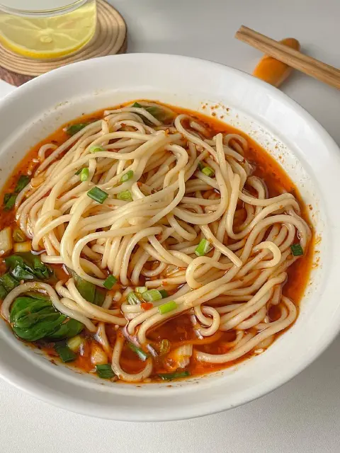 酸汤面
