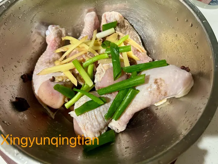 麻椒蒸鸡腿 第 4 步