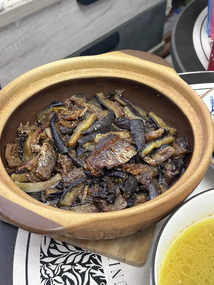 豆豉鲮鱼茄子煲 第 1 步