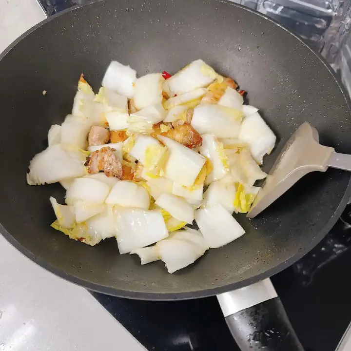 白菜炒平菇 第 11 步