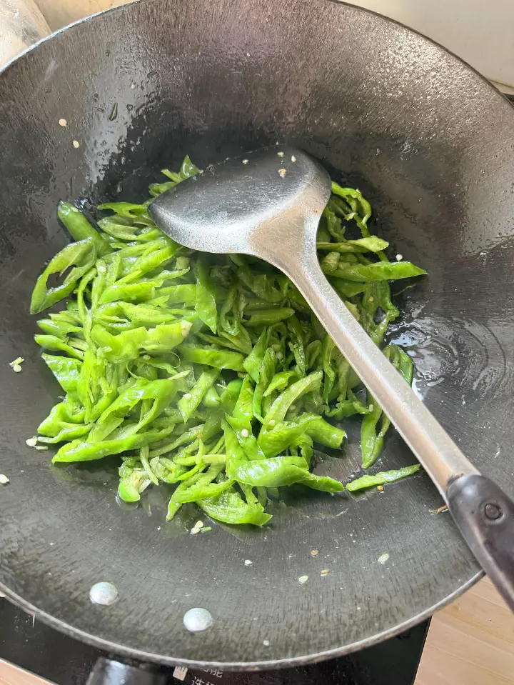 辣椒炒肉 第 5 步