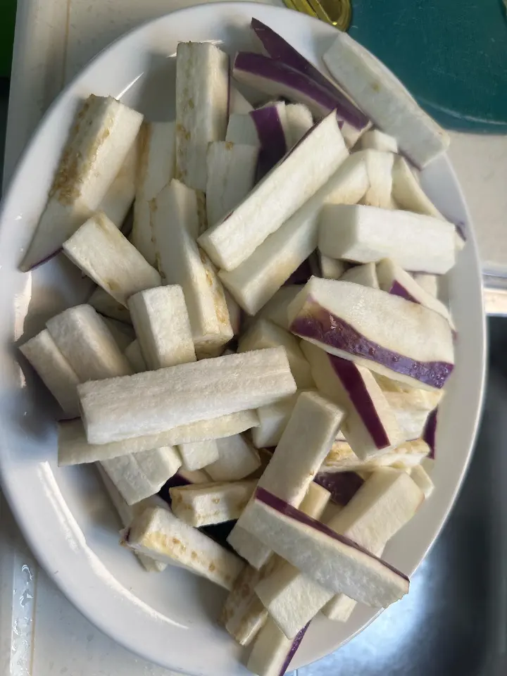 咸鱼茄子煲 第 5 步