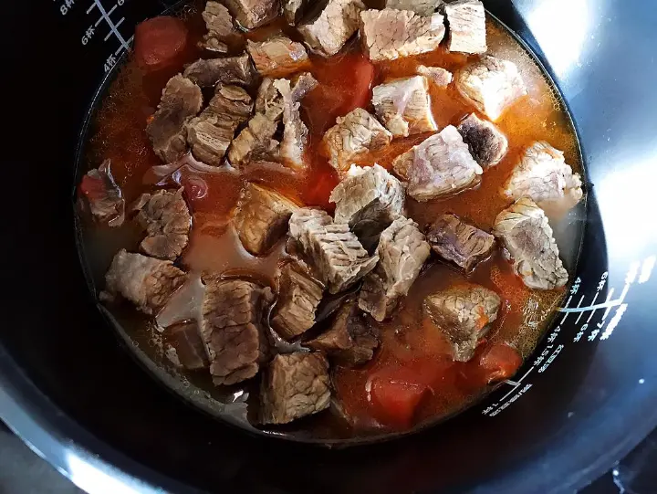 番茄土豆炖牛肉 第 6 步