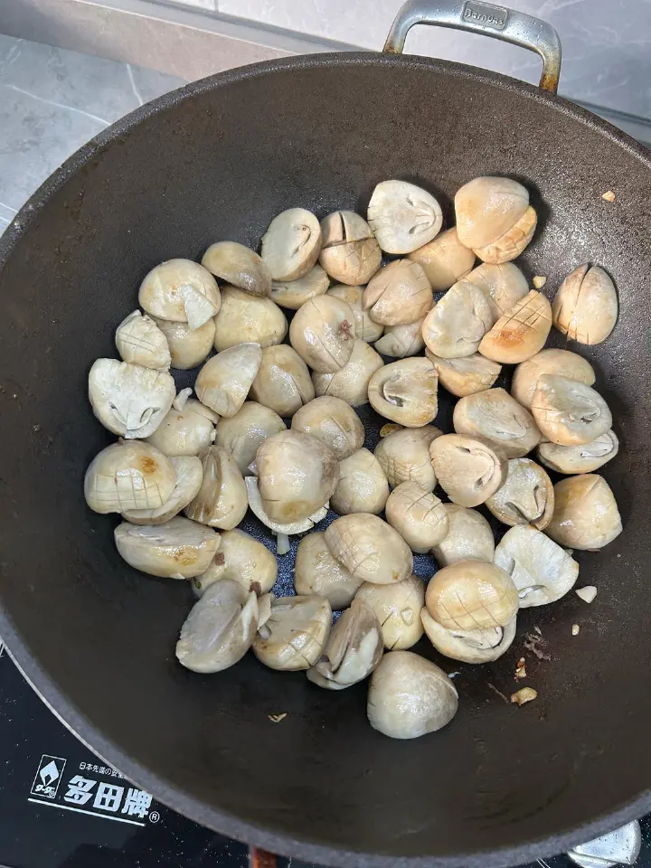 草菇炒牛肉 第 7 步