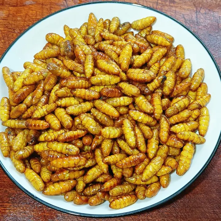 辣炒蚕蛹 第 3 步