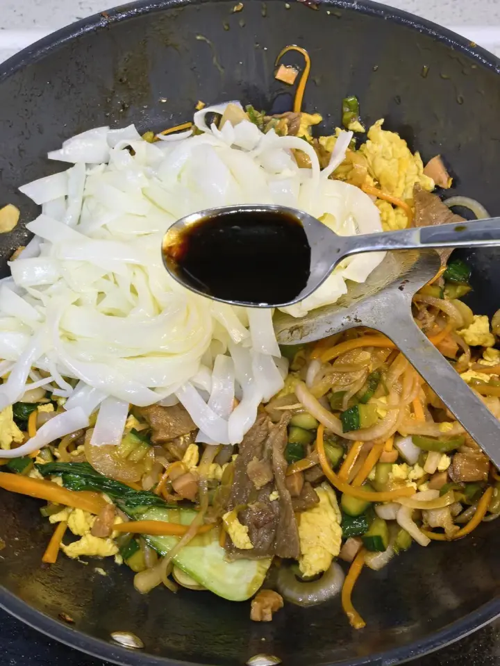 牛肉炒河粉 第 11 步