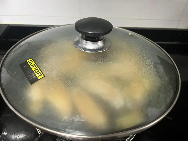 干锅鸡翅虾 第 7 步