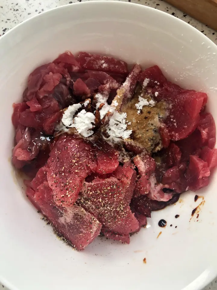 快手嫩滑腌牛肉 第 2 步