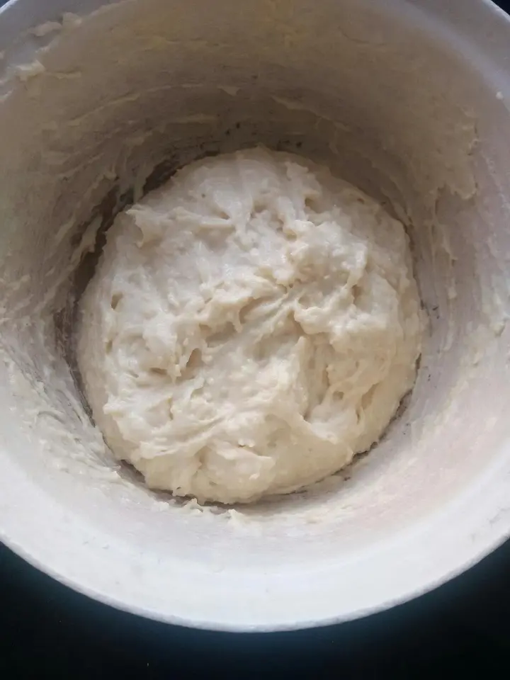 懒人免揉小面包 第 2 步