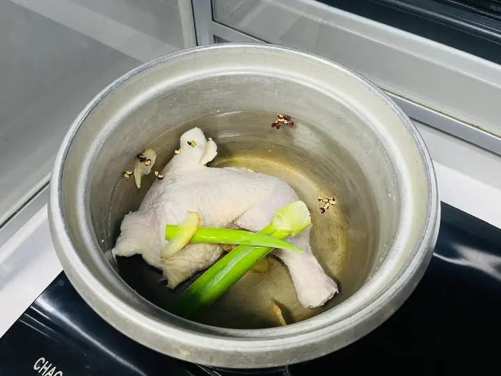 油泼辣子鸡 第 2 步