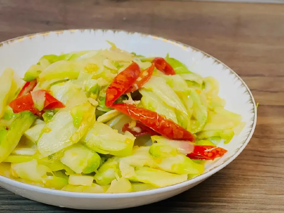 泡椒炒儿菜成品图
