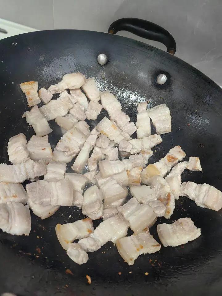 辣椒蒜苗炒肉 第 6 步