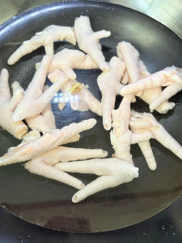 酸辣泡鸡爪 第 1 步
