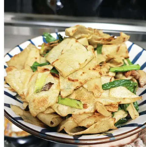 腊肉炒枯豆丝