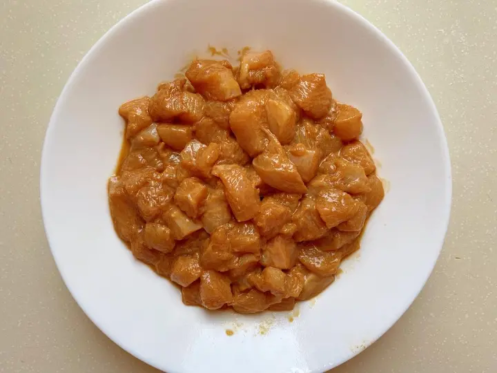 辣子鸡丁 第 1 步