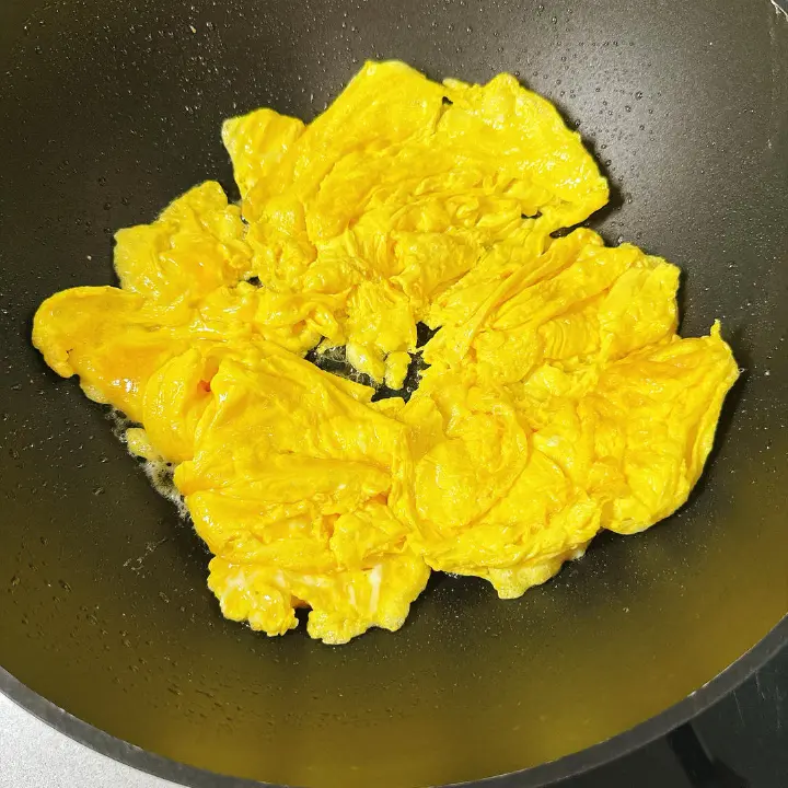菌菇火腿炒鸡蛋 第 15 步