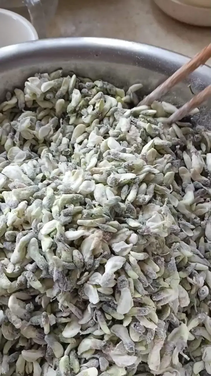 煎蒸洋槐花 第 9 步