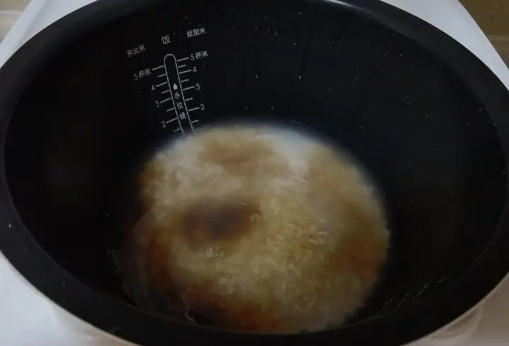 懒人腊肠焖饭 第 6 步