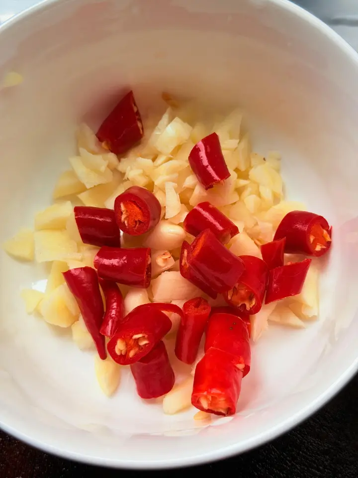 土豆焖鸡 第 6 步