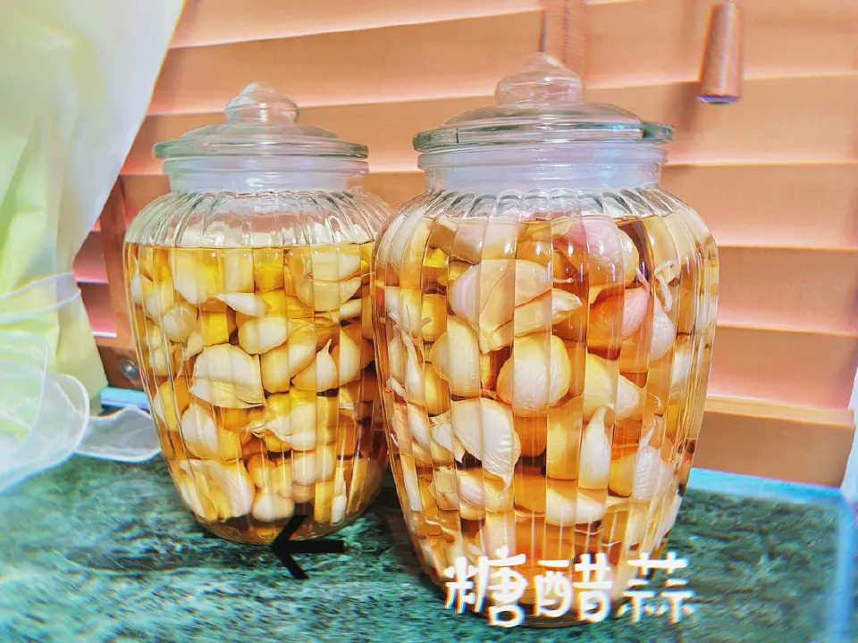 糖醋蒜成品图