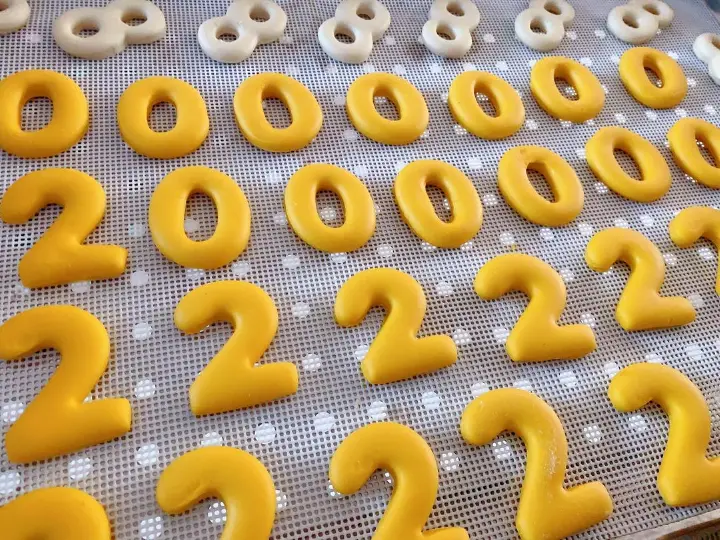 卡通果蔬数字馒头 第 4 步