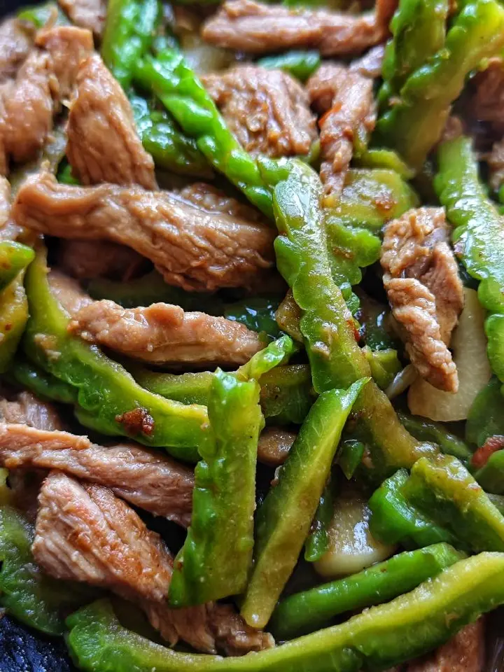 苦瓜炒肉 第 9 步