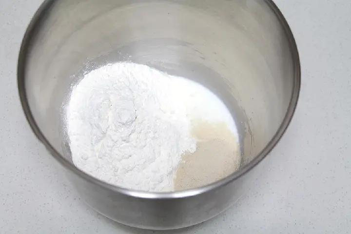 圣诞老人吐司 第 2 步