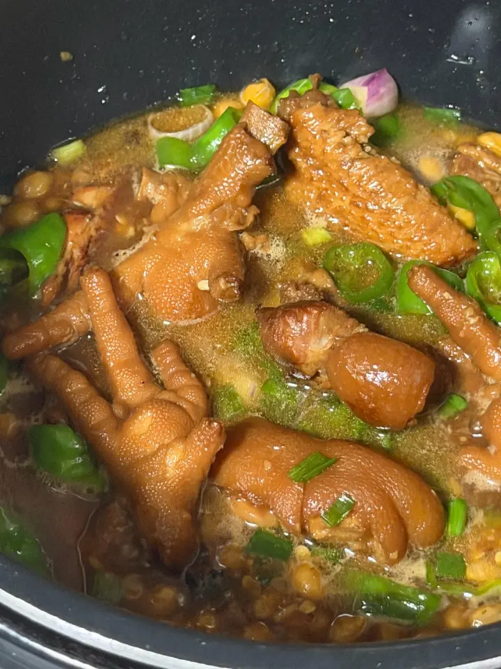 黄豆焖鸡爪猪蹄 第 12 步