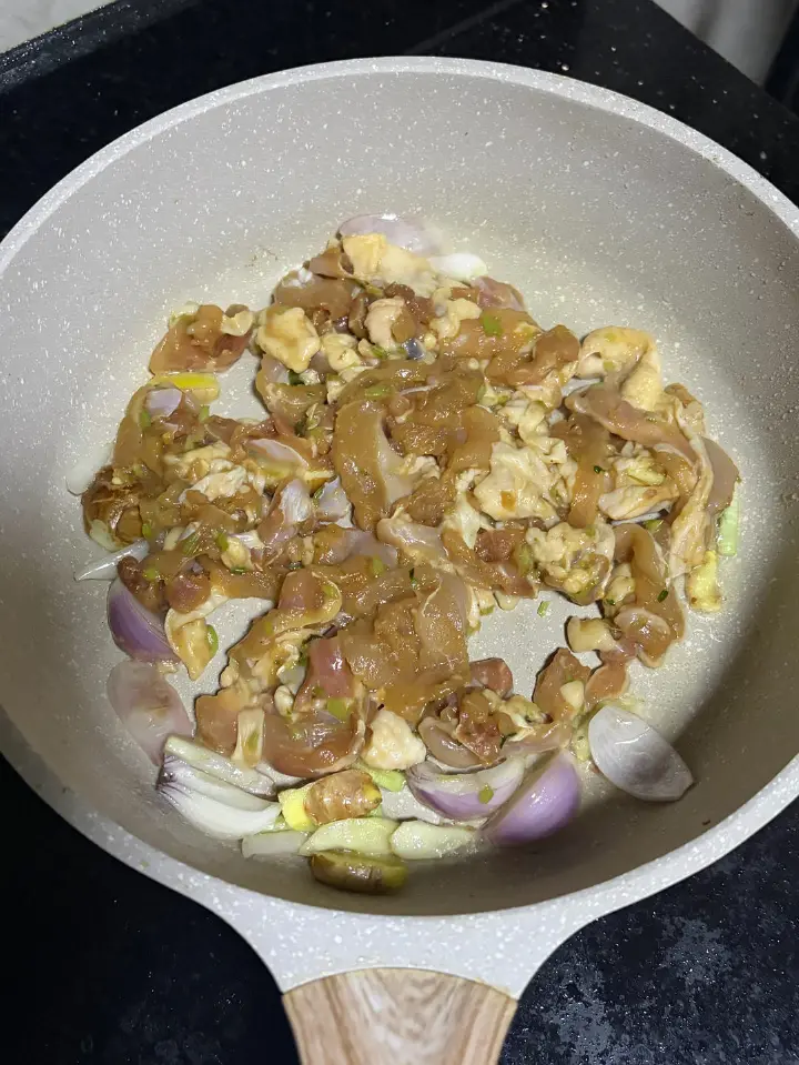 香煎无骨鸡肉 第 4 步