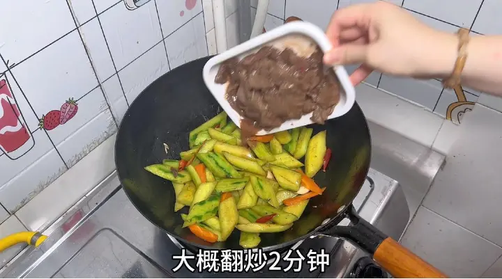 黄瓜炒牛肉 第 7 步