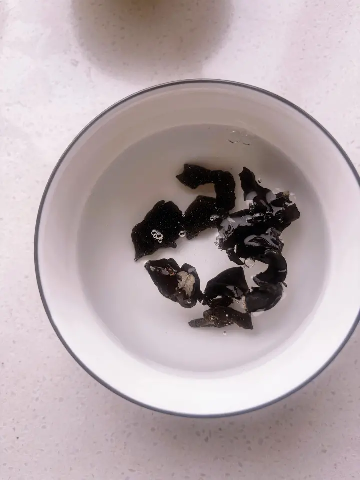 鱼香肉丝 第 2 步